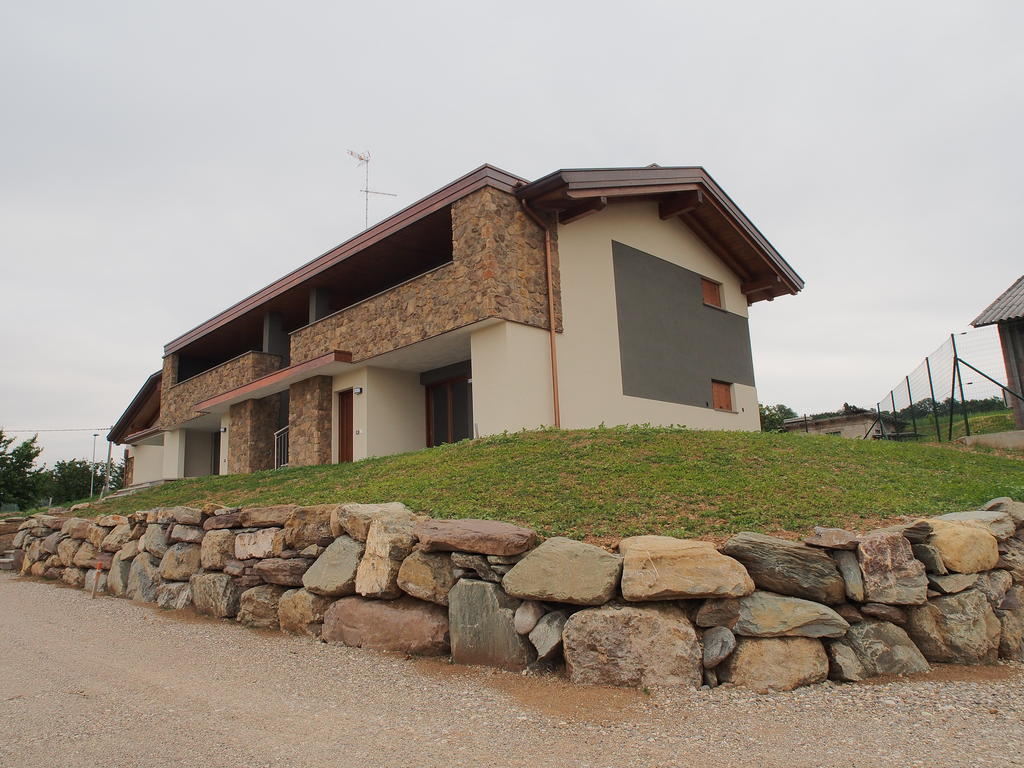 Alloggio Agrituristico Ai Tre Castelli Moruzzo Exteriér fotografie