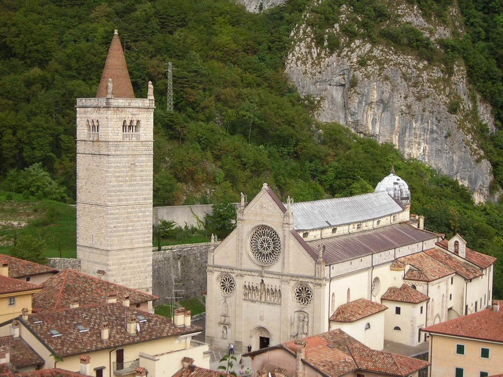 Alloggio Agrituristico Ai Tre Castelli Moruzzo Exteriér fotografie